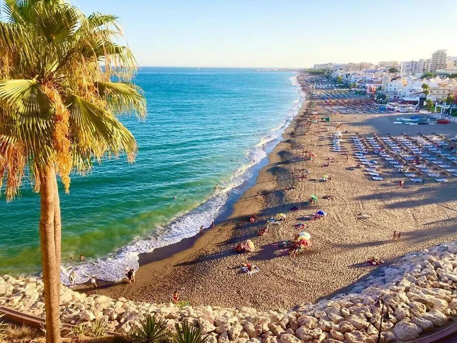 Tropical Holiday Apartment - Parking, Wifi, Ac Torremolinos